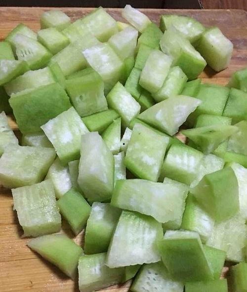 姨妈可以吃蜜瓜,姨妈期间蜜瓜美食之旅