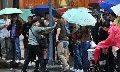 衡阳打架吃瓜事件,网络热议下的冲突与反思