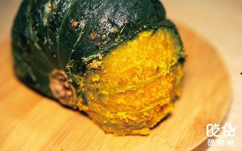 吃贝贝瓜尿黄,贝贝瓜摄入与尿液颜色变化的关联探究