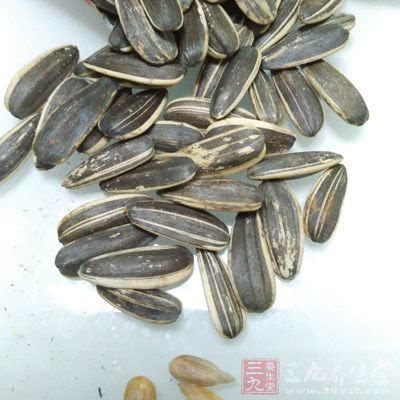 嗑瓜子吃瓜照片,一张照片背后的故事